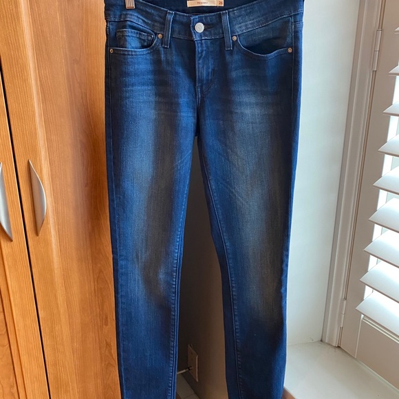 Levi’s 711 Skinny Jean - Picture 2 of 4